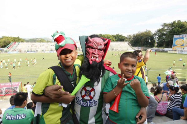 El ambiente en el clásico Marathón vs Real España