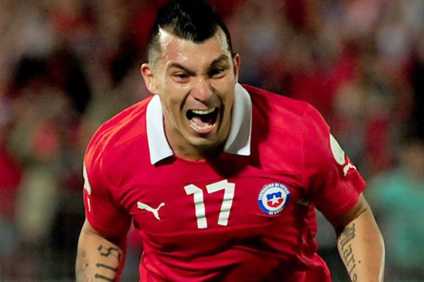 RUMORES Y FICHAJES: El Milan recluta a ex Barcelona Vidal se reúne con DT del Chelsea
