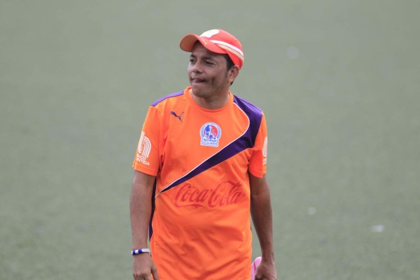 Los técnicos que podrían tomar las riendas de Olimpia para el Apertura