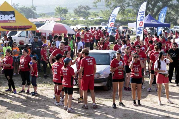 Las mejores imágenes de ambiente previo al DIEZ X-Run 2014