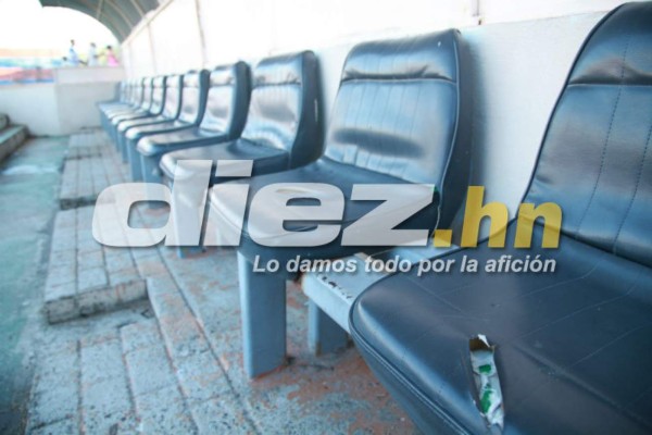 Qué tristeza: Así luce un viejo y deteriorado estadio de La Ceiba
