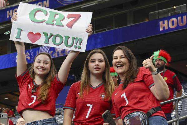 CR7 responde a la polémica, foto de Georgina y el hito que Messi nunca tendrá