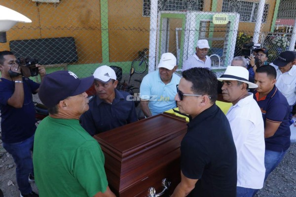 El doloroso y último adiós a Hernán García rodeado de familia, amigos y gente de fútbol