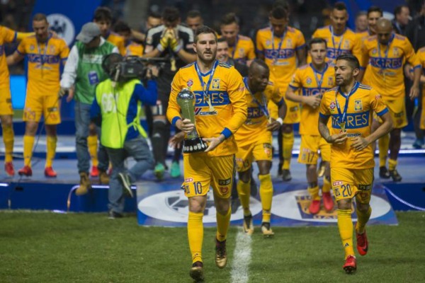 Celebración de Tigres tras ser campeón de la Liga Mx