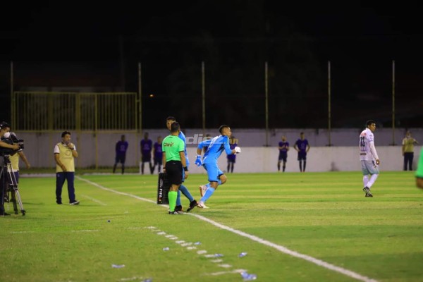 Lágrimas de dolor, abrazos, júbilo y debuts de jóvenes en el cierre de la Jornada 14 en Honduras