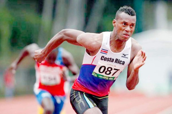 Costarricense Nery Brenes descalificado en primera ronda de 400&nbsp;&nbsp;&nbsp;