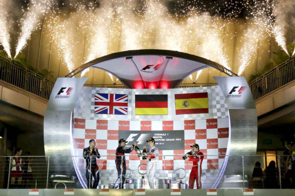 Vettel gana el Gran Premio de Fórmula Uno en Singapur