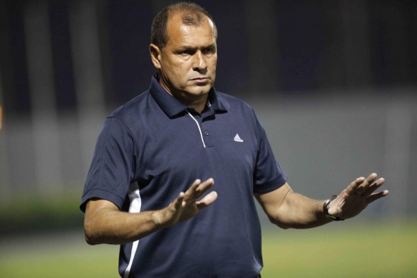 Entrenadores que están en la cuerda floja en el fútbol de Honduras