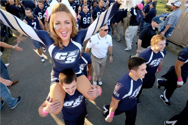 Las cheerleaders que engalanan la NFL