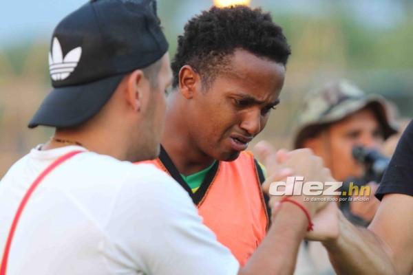 ¡DESGARRADOR! Las tristes fotos de los jugadores del Social Sol al descender