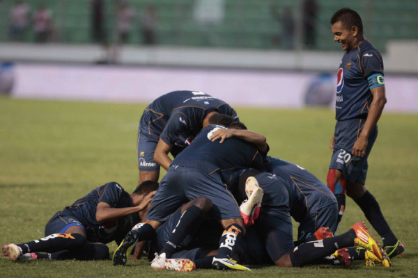 Motagua golea a Marathon y es tercero.