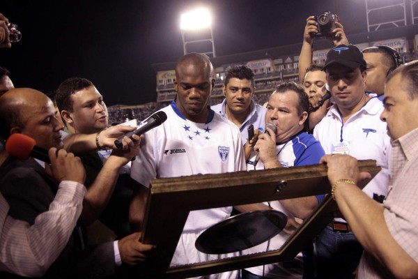 Imágenes de los mejores momentos del 'Rey David” en su época como jugador.