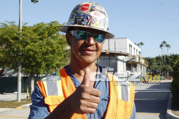 Un 'gringuito' y aficionados acaparan miradas en entreno de Honduras