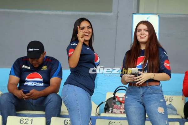 ¡Jornada de bellezas! Las linduras que enamoraron en los estadios hondureños