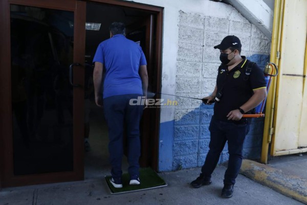 Papelón dirigencial del Real España, inesperado invitado en el palco y la espectacular excandidata a diputada convertida en modelo