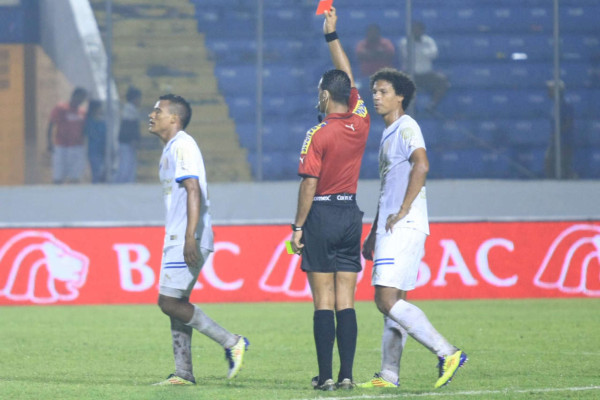 Un sábado de clásicos, goles y baile.