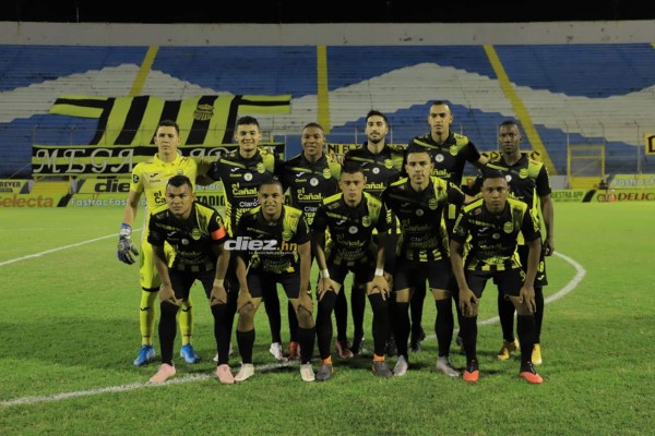 Lágrimas de dolor, abrazos, júbilo y debuts de jóvenes en el cierre de la Jornada 14 en Honduras