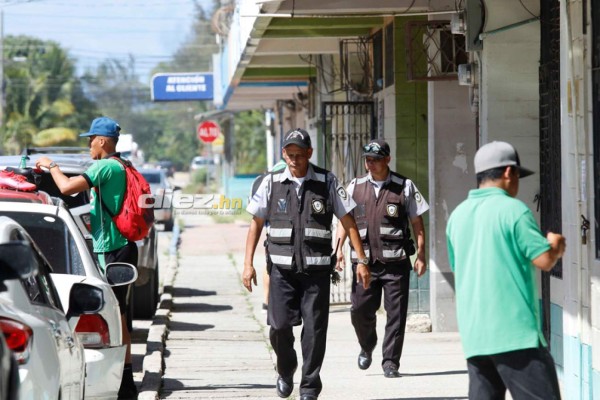 ¡Fusión! Festejo al estilo Dragon Ball, saludos de manos y policía resguardaron el Excélsior