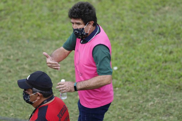 FICHAJES: Olimpia mueve el mercado, suma tres altas y dos bajas; Real España contrata y... ¿vuelve Primi?