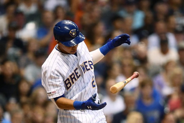 Mauricio Dubón jugó su segundo partido en las Grandes Ligas con Milwaukee