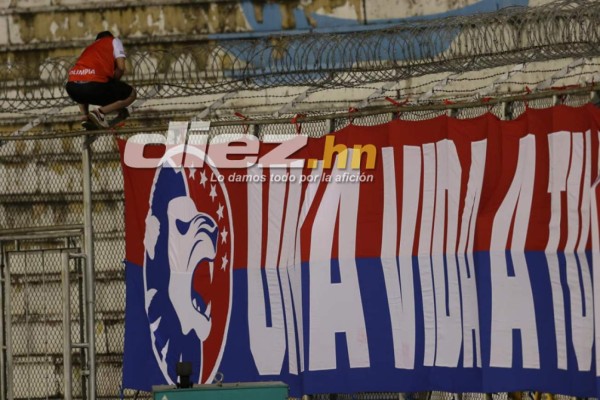 NO SE VIO EN TV: ¿Quién es la chica de la camisa de Olimpia?, sanitización y Vargas frenando a Bengtson