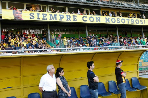 Real España rinde homenaje póstumo a Mario Verdial.