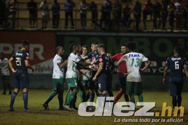 No se vio en TV: La bronca de Rubilio Castillo en camerinos y la frustración del Olimpia