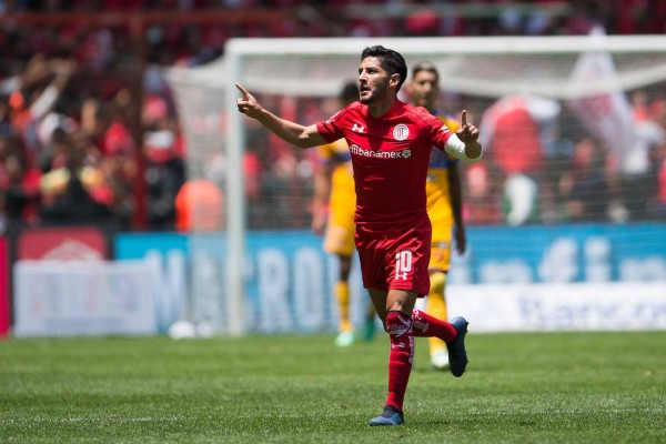 El hondureño Brayan Beckeles destaca en el 11 ideal de la jornada en México