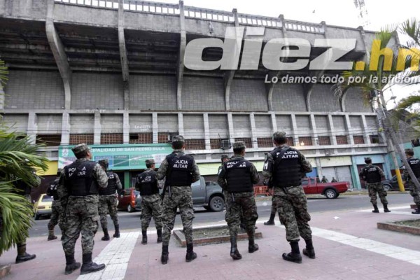 Las mejores imágenes de ambiente Real España-Olimpia.