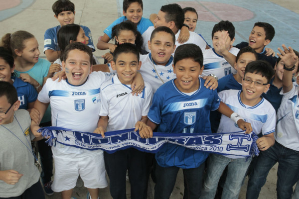 Ambiente antes del juego Honduras vrs Panamá