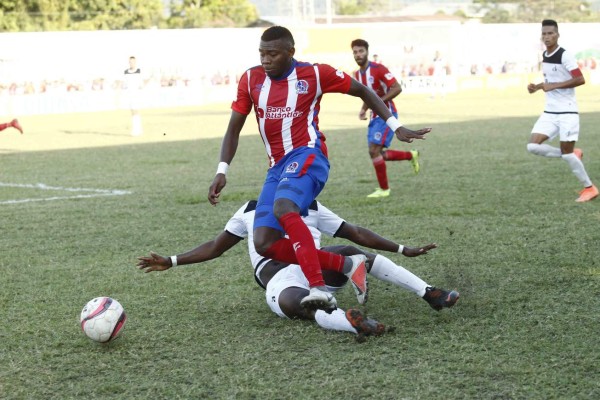 ¡LEONCITOS! Keosseián y su apuesta por los jóvenes en el nuevo Olimpia