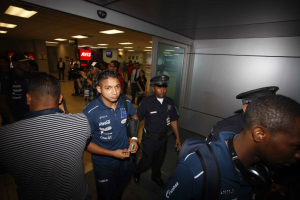 El color en Panamá tras la llegada de Honduras.