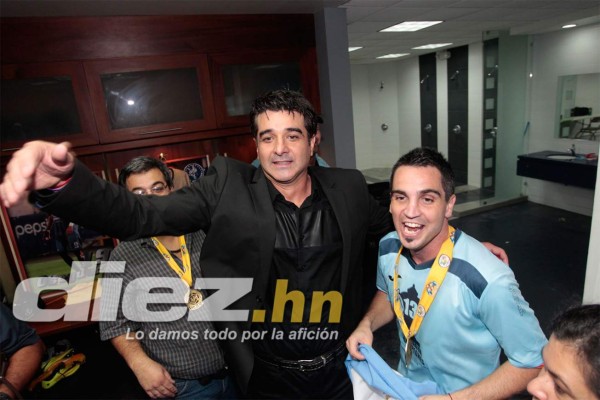 Así celebró Motagua en su camerino