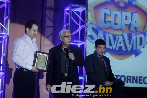 Liga Nacional de Honduras premia a los mejores de 2013-14