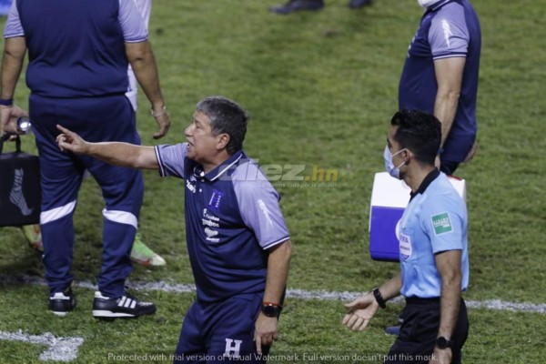 La noche que pintaba como fiesta y terminó en una pesadilla para 'Bolillo' Gómez en su debut con Honduras