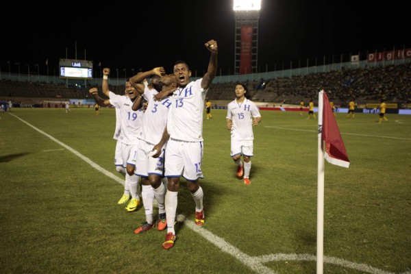 Imágenes gloriosas: Las grandes coberturas y celebraciones de DIEZ en sus 15 años de historia