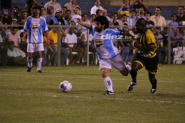 ¡Hotel y camisa de Motagua! El día que Diego Maradona visitó el Estadio Olímpico