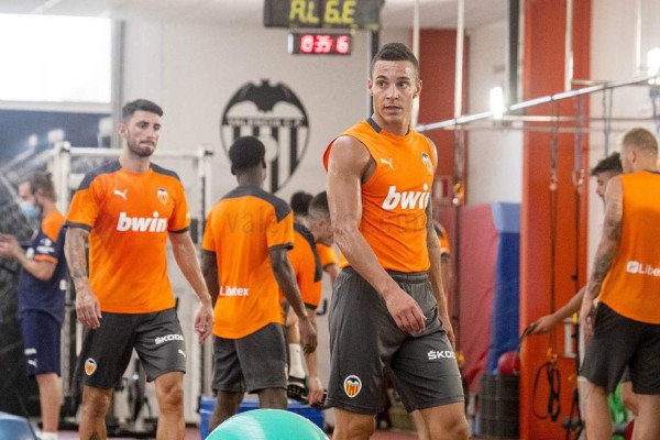 Valencia, Espanyol y Mallorca registran casos de coronavirus en el fútbol español