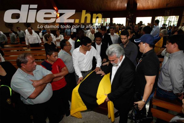 La emotiva despedida a Mario Verdial.