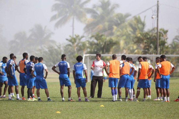 RUMORES Y FICHAJES: Marathón suma tres altas entre ellas un colombiano