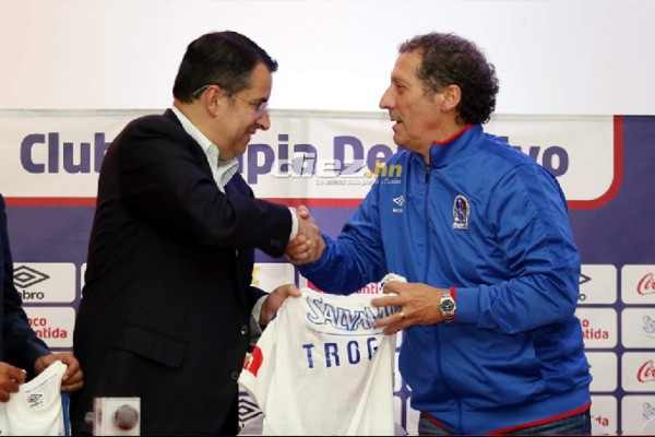 Rafael Villeda: 'Pedro Troglio está dentro del rango de un entrenador de Selección Nacional'