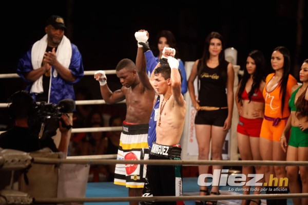 La mejores imágenes de la pelea etre el Escorpión Ruiz vs 'Veneno” Domínguez