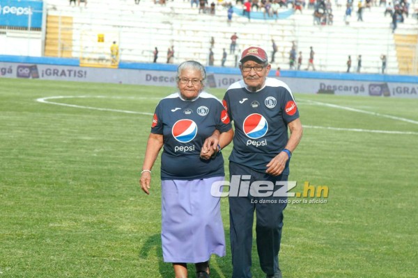 NO VISTE POR TV: ¿Quién celebró con Diego? arrestados y el 'Halcón' aparece con novia