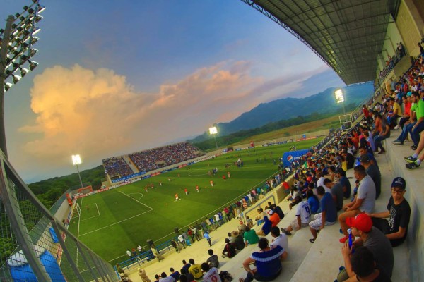 ¡BELLEZA! Espectacular llenazo en el estadio Emilio Williams de Choluteca