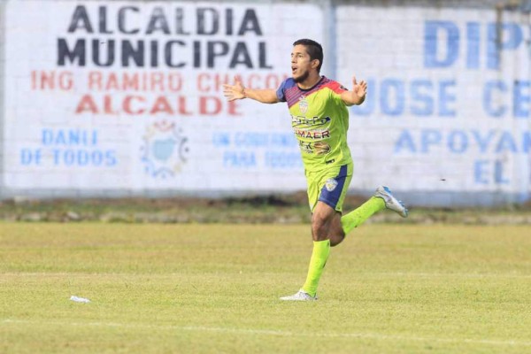 Juan Ramón Mejía entra en la historia dentro de selectiva lista de goleadores en 9 jornadas