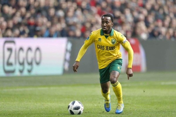 Guus Hiddink buscará armar una Selección de Curazao de respeto con futbolistas que juegan en Europa