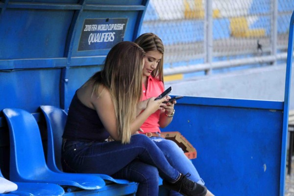 FOTOS: La Miss Honduras entre las bellas chicas que llegaron al Morazán