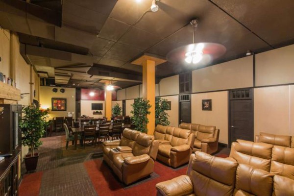 Yates, jets y bodegas, el confinamiento dorado de los superricos para evitar el coronavirus