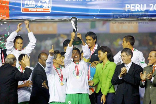FOTOS: Se cumplen 10 años del primer campeonato mundial logrado por México