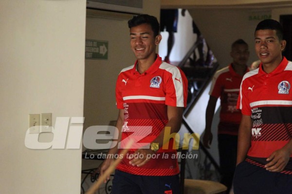 En fotos: Optimismo y alegría en concentración de Olimpia previo al clásico